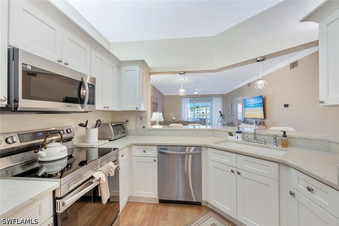 2 Bed Waterfront Home for Sale in Naples, photo 11