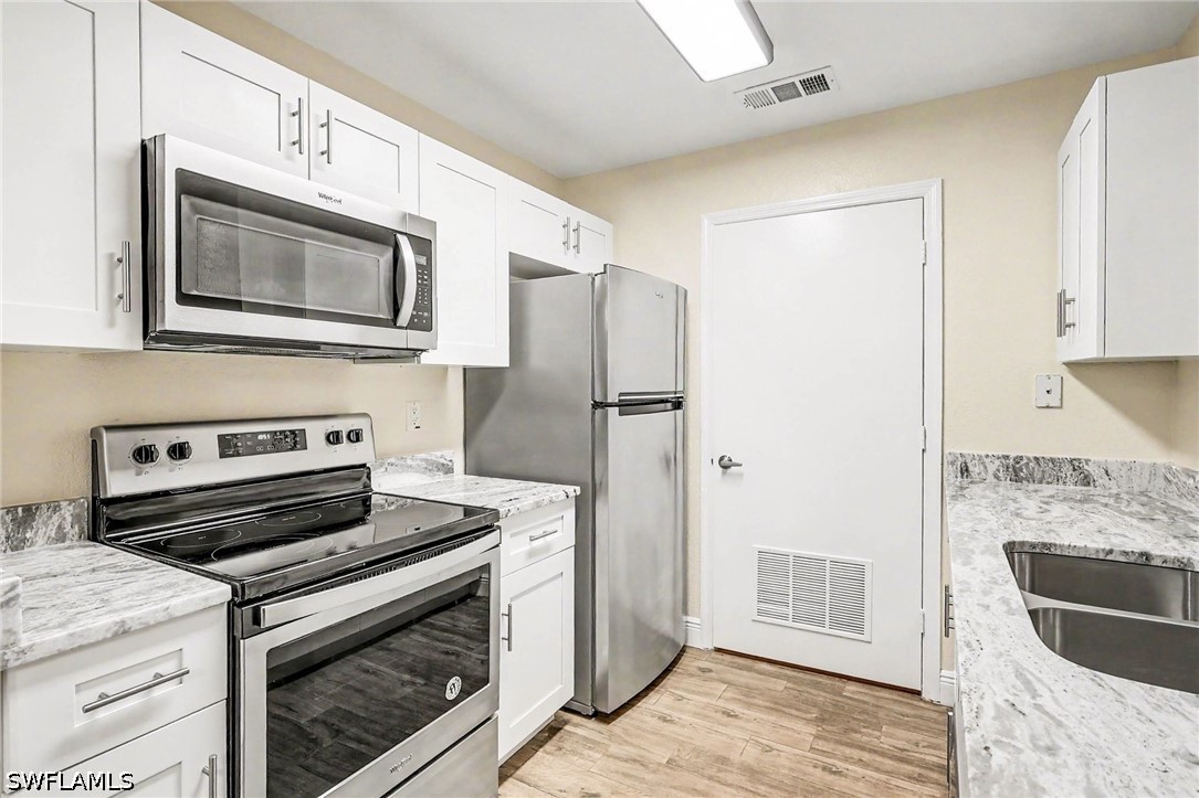 1 Bed Condominium for Sale in Vanderbilt Place, photo 11
