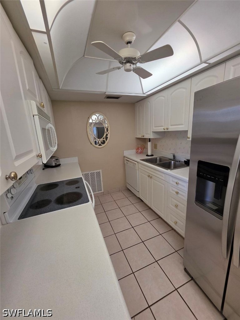 2 Bed Condominium for Sale in Lakewood, photo 11