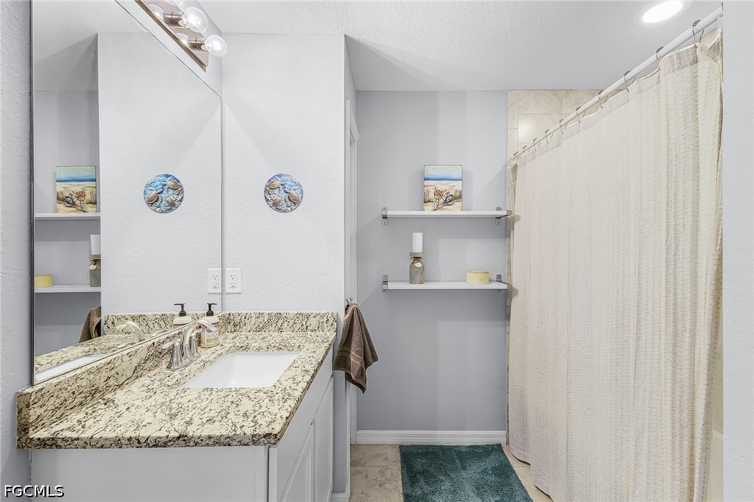 3 Bed Pool Home for Sale in Cape Coral, photo 11