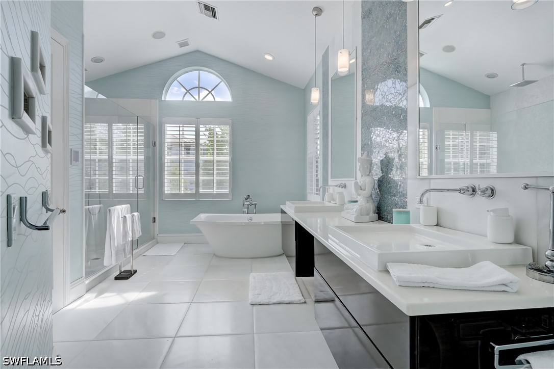 5 Bed Pool Home for Sale in Olde Naples, photo 11