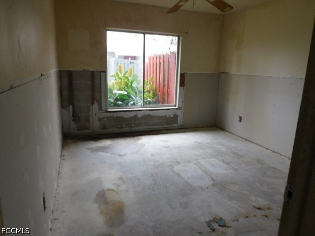 2 Bed Condominium for Sale in Palm Frond Condo, photo 11