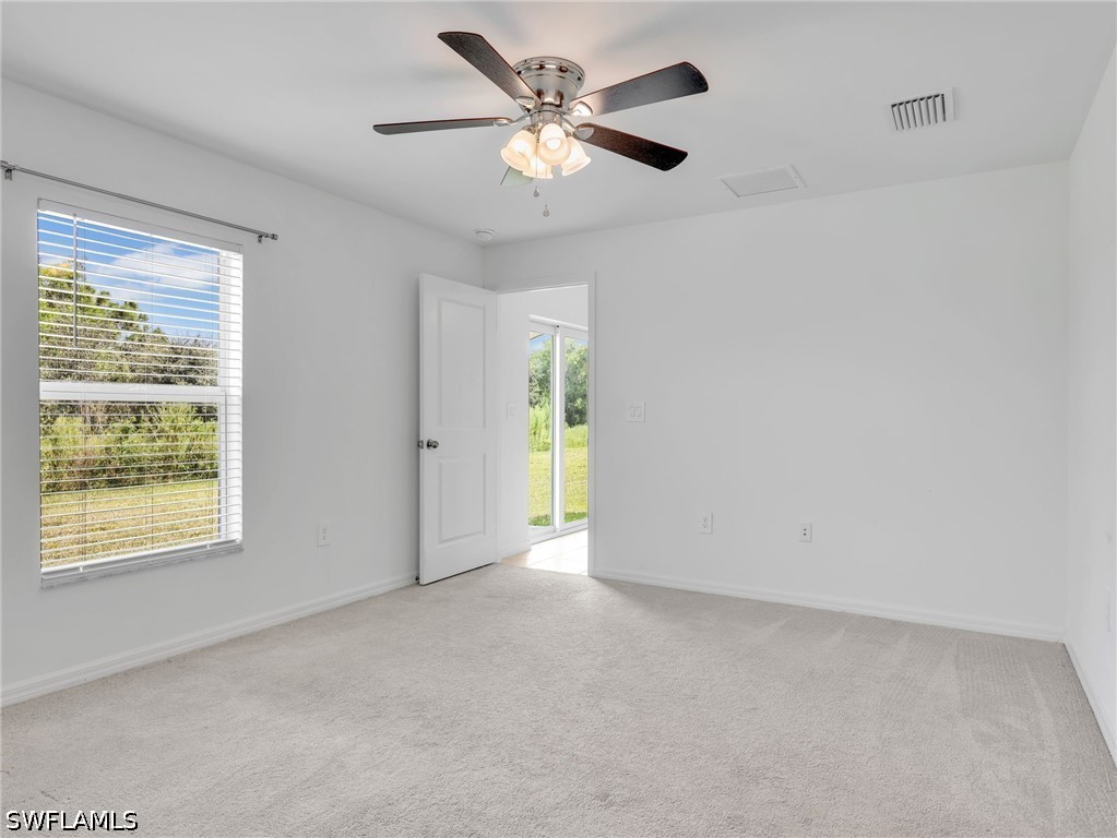 3 Bed SingleFamilyResidence for Sale in Savanna Lakes, photo 11