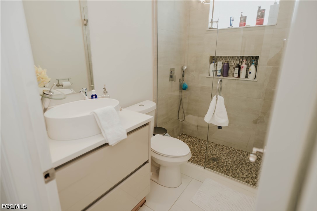 3 Bed Pool Home for Sale in Lehigh Acres, photo 11