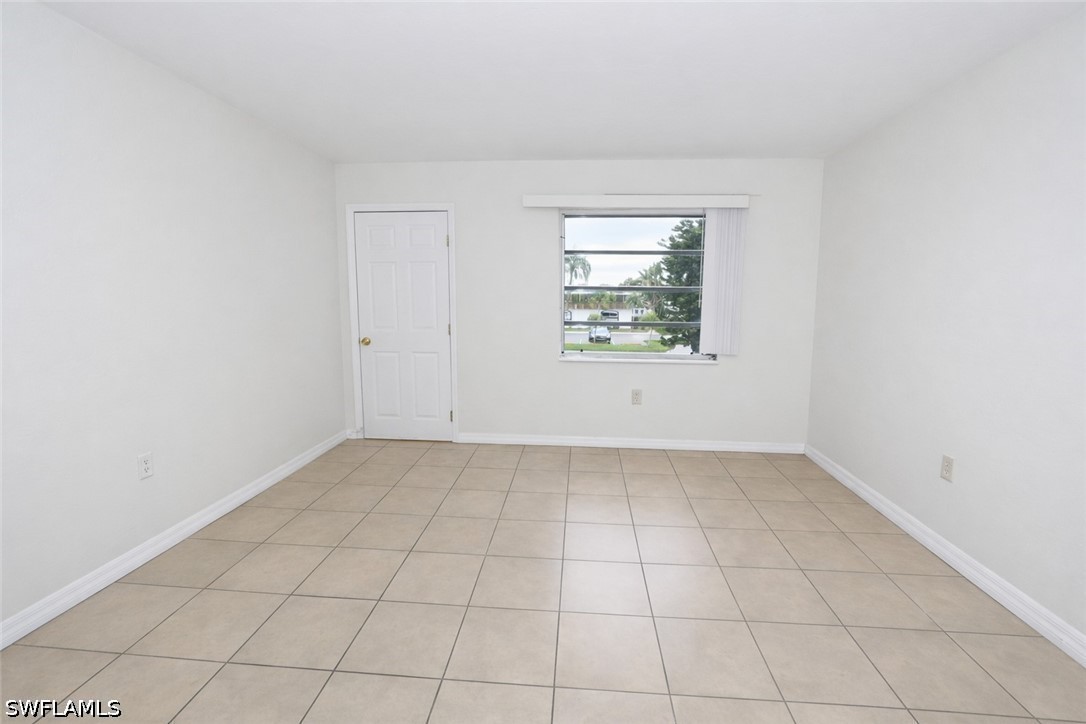 2 Bed Condominium for Sale in Fort Myers, photo 11