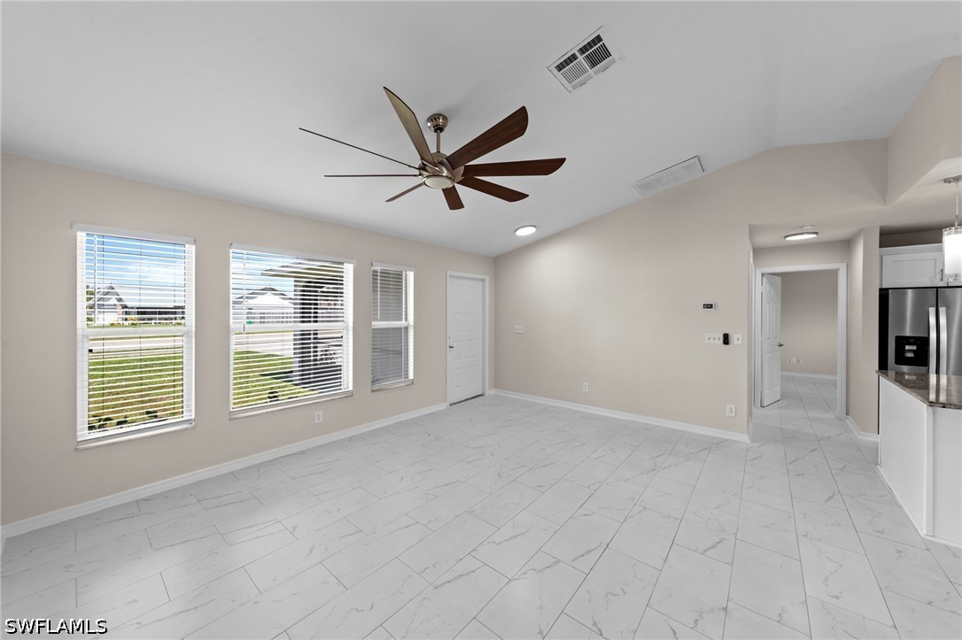 3 Bed SingleFamilyResidence for Sale in Cape Coral, photo 11