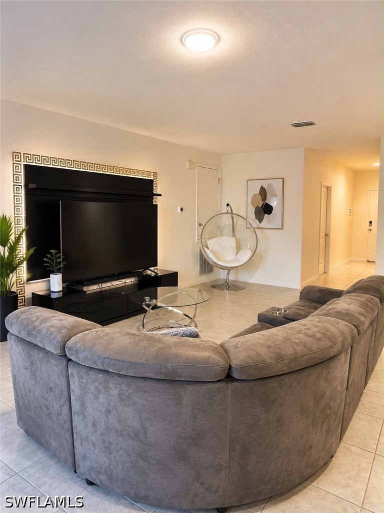4 Bed SingleFamilyResidence for Sale in Lehigh Acres, photo 11