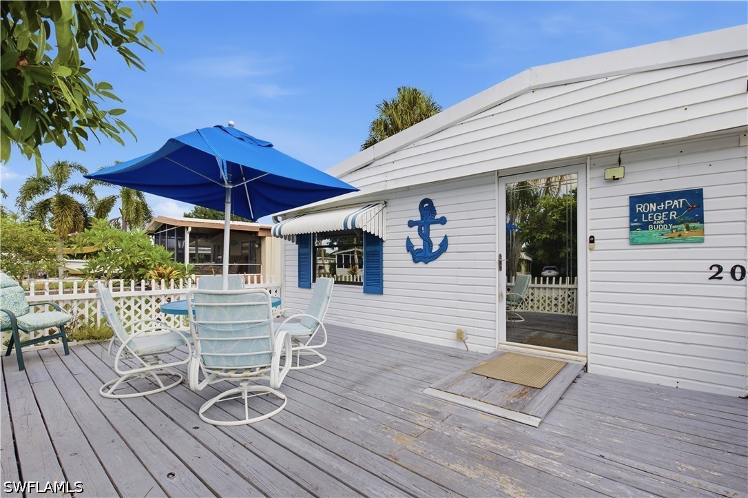2 Bed ManufacturedHome for Sale in Naples, photo 11