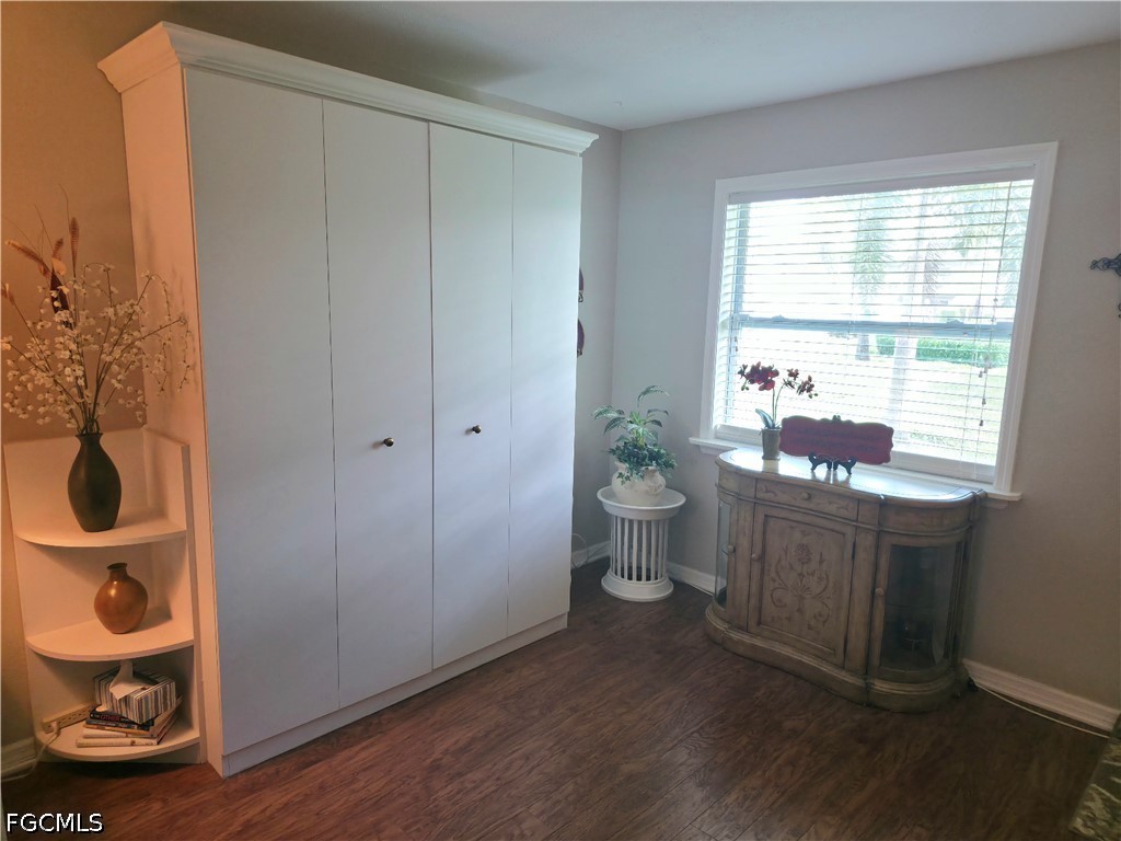 1 Bed Pool Home for Sale in Fort Myers, photo 11