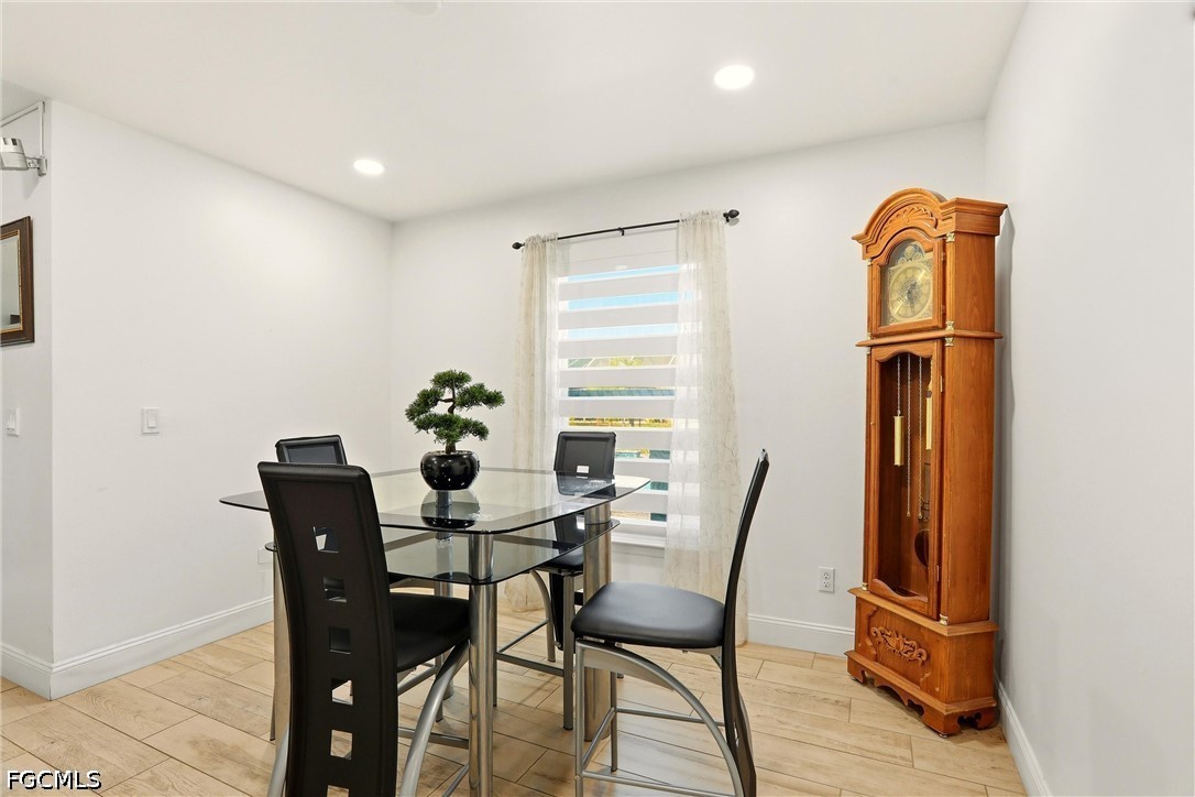 3 Bed Pool Home for Sale in Cape Coral, photo 11