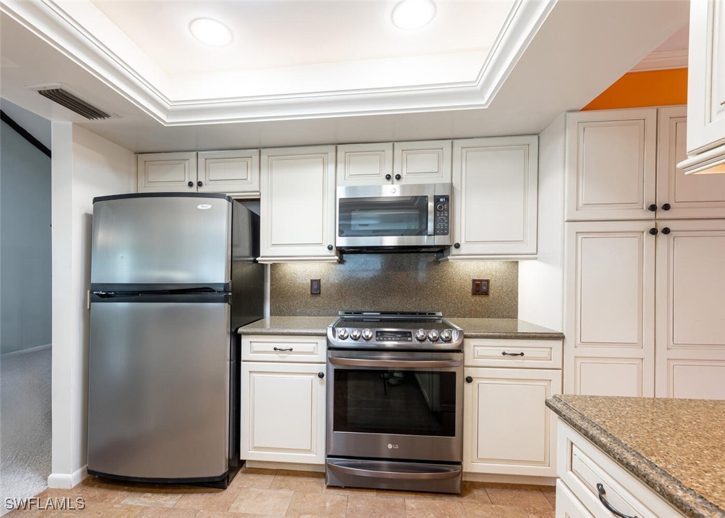 3 Bed SingleFamilyResidence for Sale in Orange Creek, photo 12