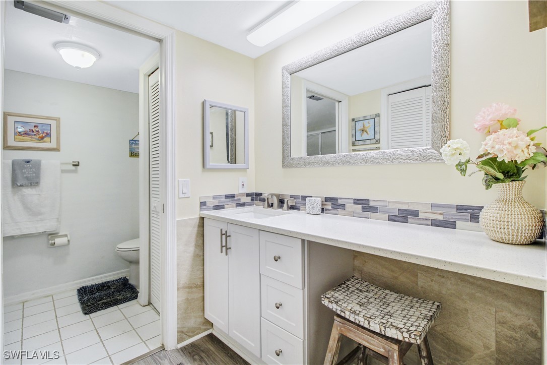 2 Bed Condominium for Sale in Country Glen, FL, $264,000 — photo 12