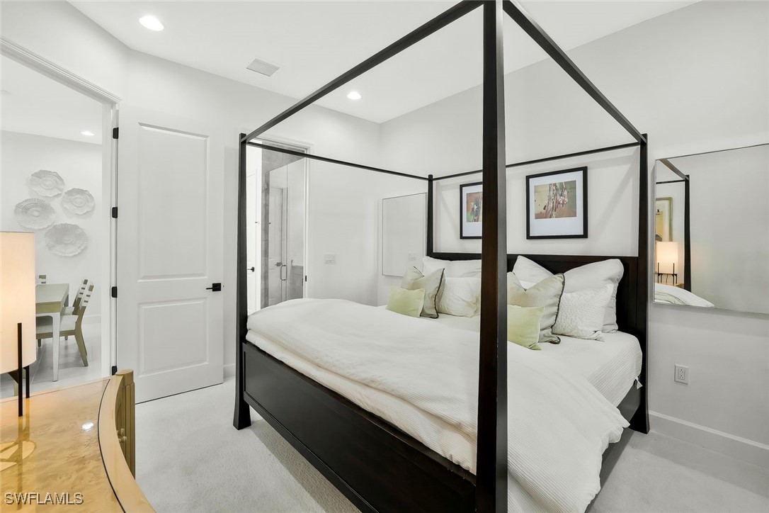 2 Bed Attached for Sale in Naples, photo 12