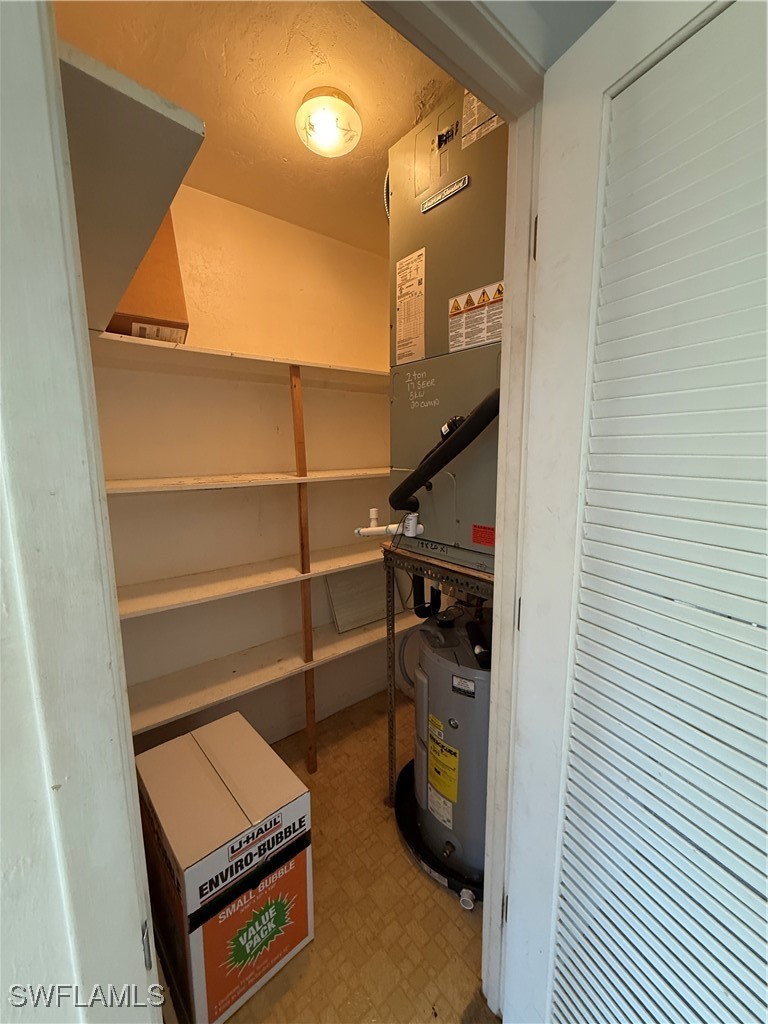 2 Bed Condominium for Sale in Fort Myers, FL, $69,900 — photo 12