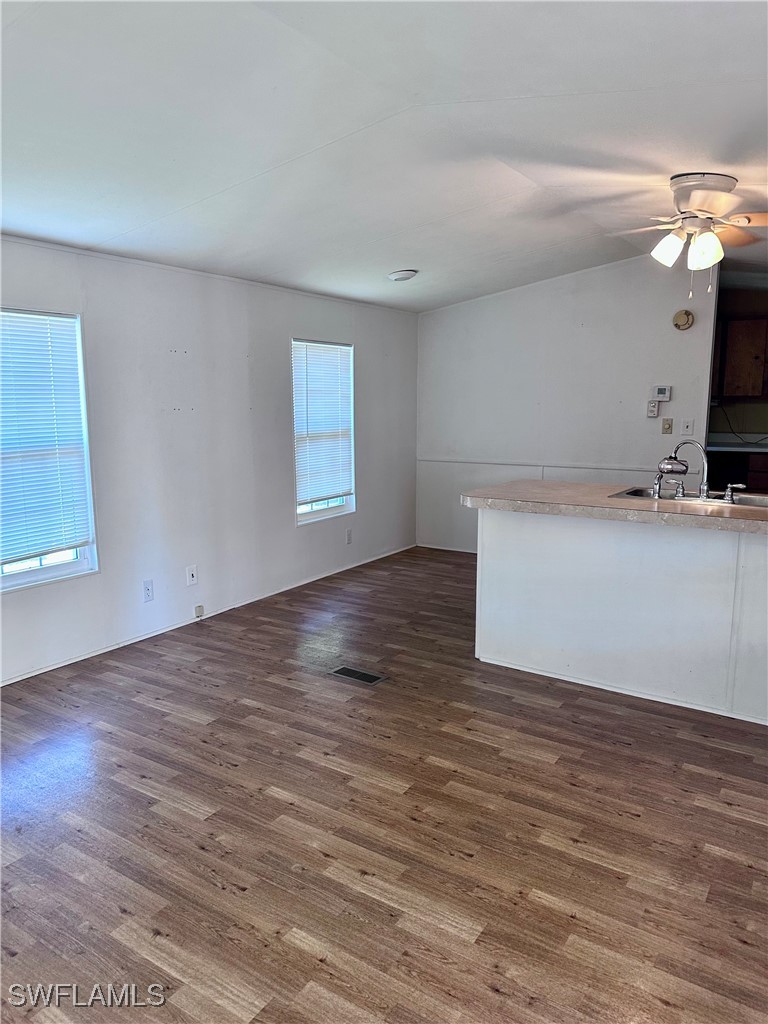 2 Bed ManufacturedHome for Sale in Sugarmill, FL, $84,500 — photo 12