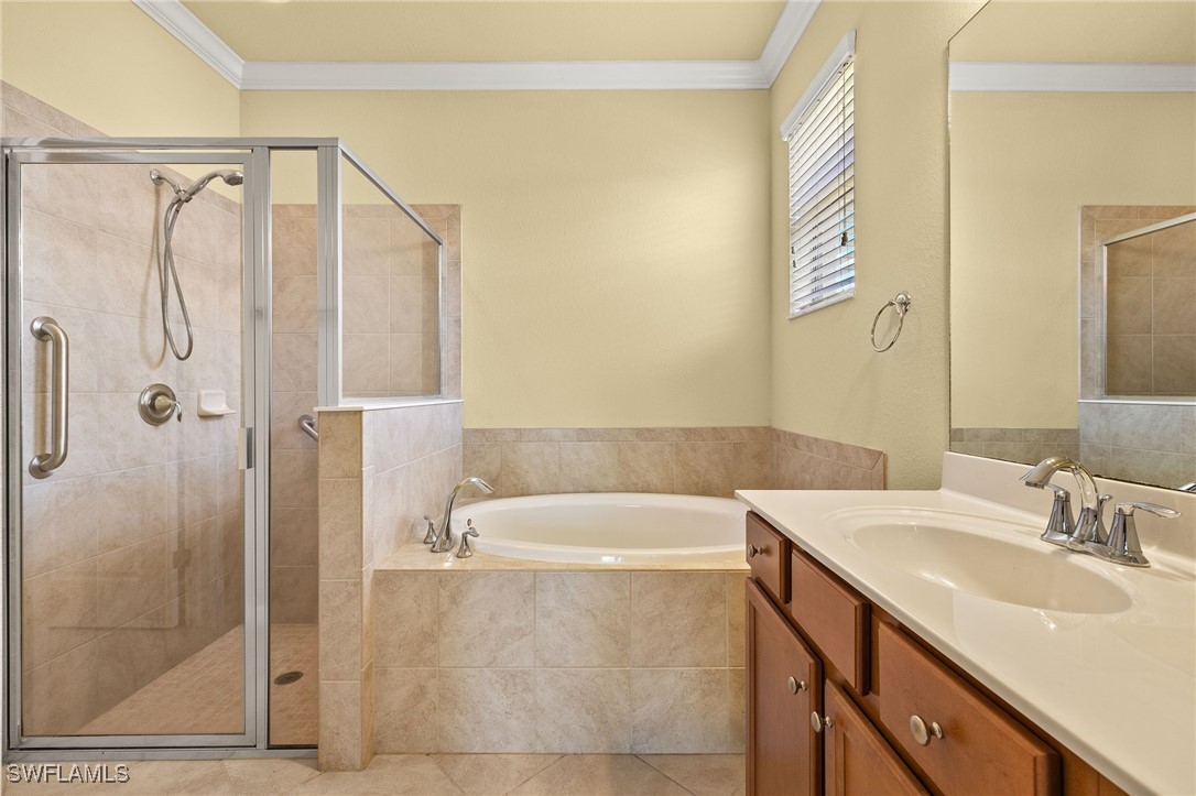 3 Bed SingleFamilyResidence for Sale in Bella Vida, FL — photo 12