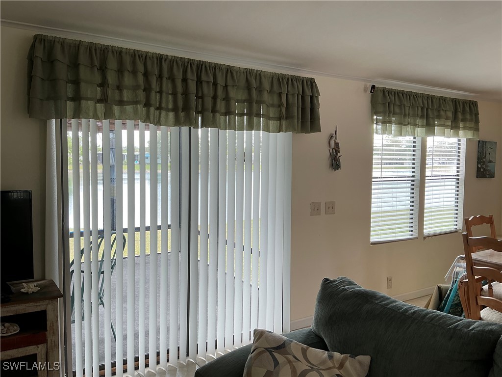 2 Bed Waterfront Home for Sale in Quail Roost, FL, $150,000 — photo 12