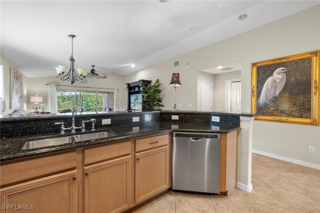 2 Bed SingleFamilyResidence for Sale in Estero, photo 12