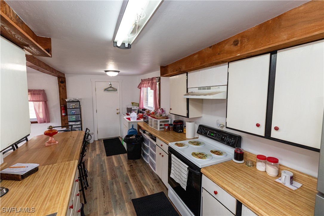 3 Bed SingleFamilyResidence for Sale in North Fort Myers, FL — photo 12