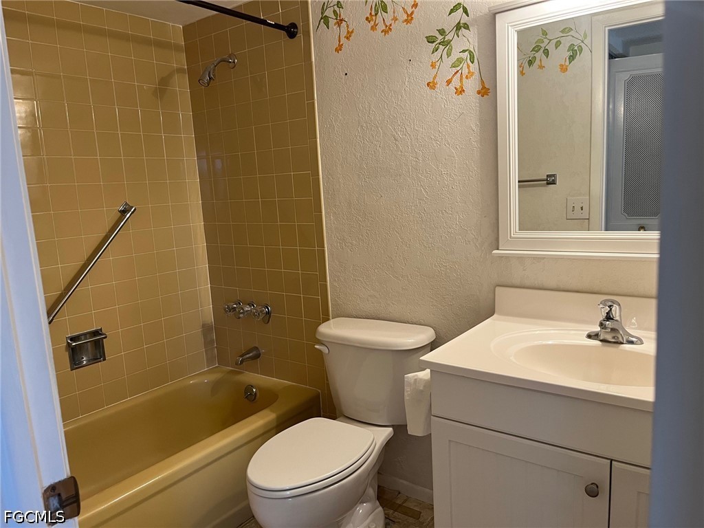 2 Bed Condominium for Sale in Seven Lakes, FL, $63,000 — photo 12