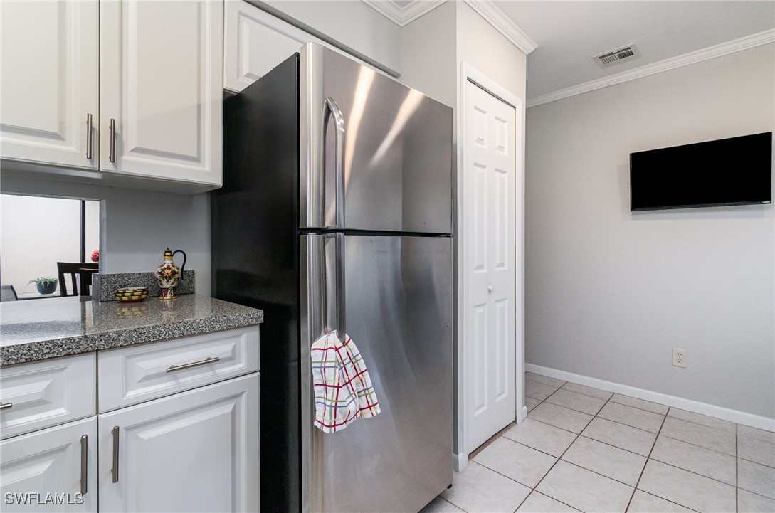 2 Bed Condominium for Sale in Cape Coral, FL, $165,000 — photo 12