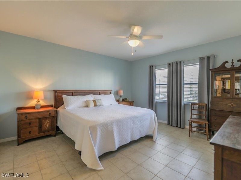 3 Bed Waterfront Home for Sale in Hibiscus Pointe, FL — photo 12