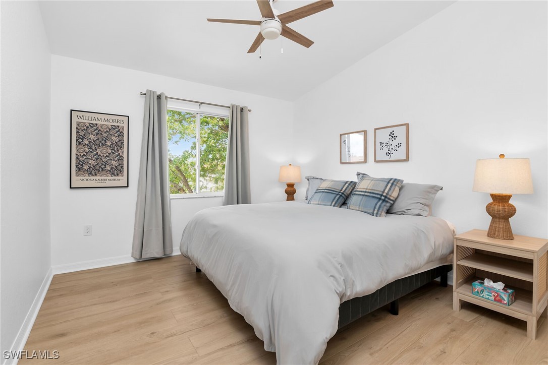 2 Bed Condominium for Sale in Naples, photo 12