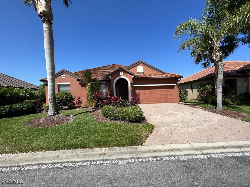 4 Bed Waterfront Home for Sale in Fort Myers, FL, $364,000 — photo 12