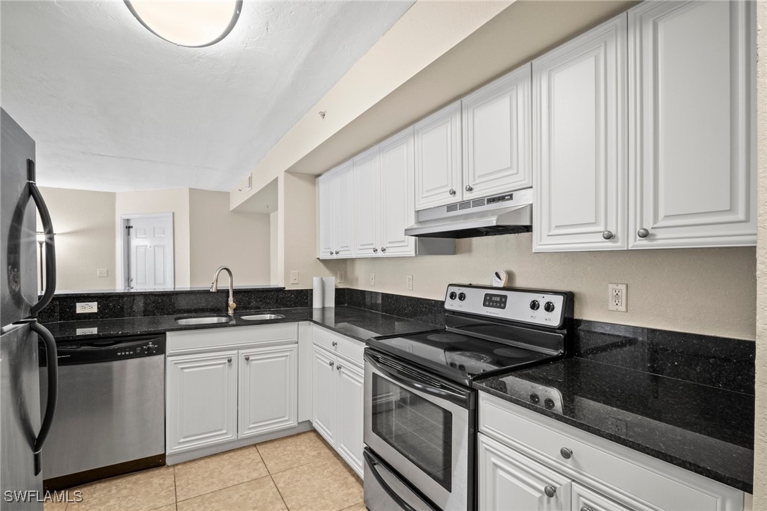 1 Bed Waterfront Home for Sale in Naples, FL — photo 12