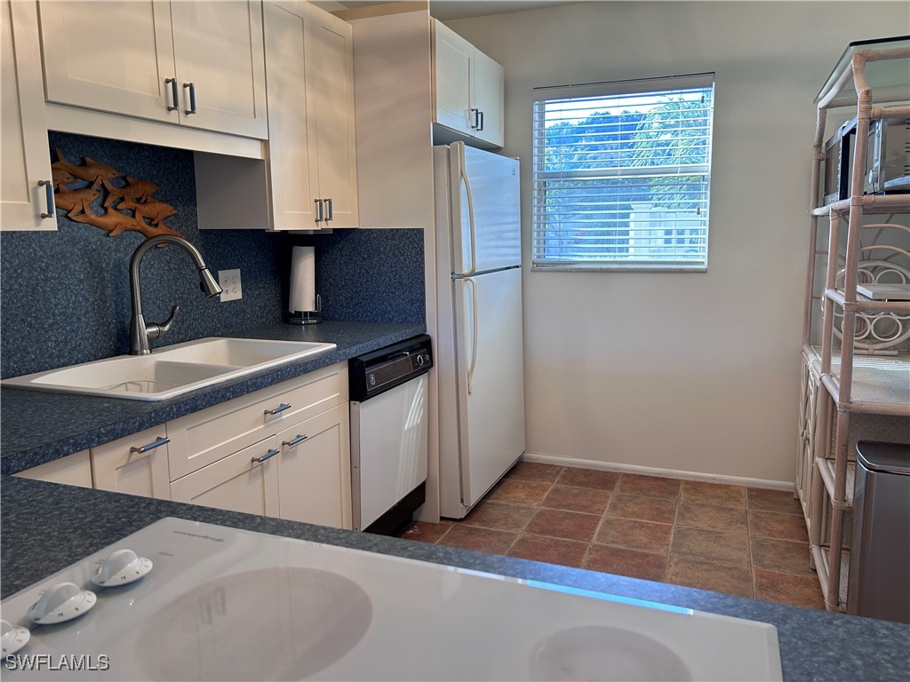 3 Bed Waterfront Home for Sale in Fort Myers, photo 12