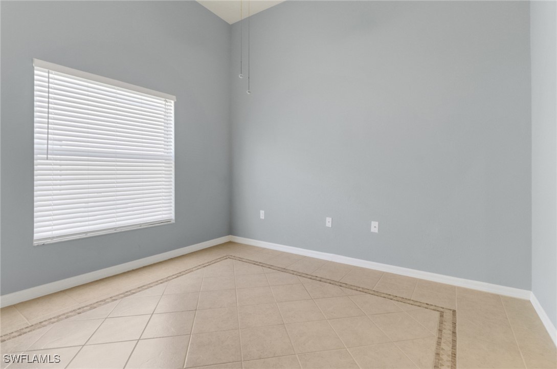 2 Bed Condominium for Sale in Barletta, FL, $249,000 — photo 12