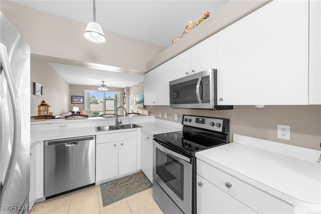 2 Bed Condominium for Sale in Stoneybrook, FL, $279,900 — photo 12
