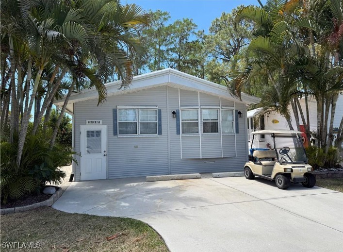 1 Bed ManufacturedHome for Sale in Naples, FL, $128,000 — photo 12