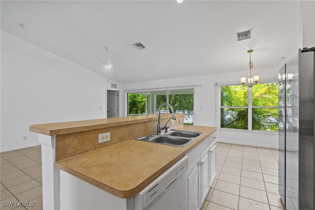 3 Bed SingleFamilyResidence for Sale in Cape Coral, FL — photo 12