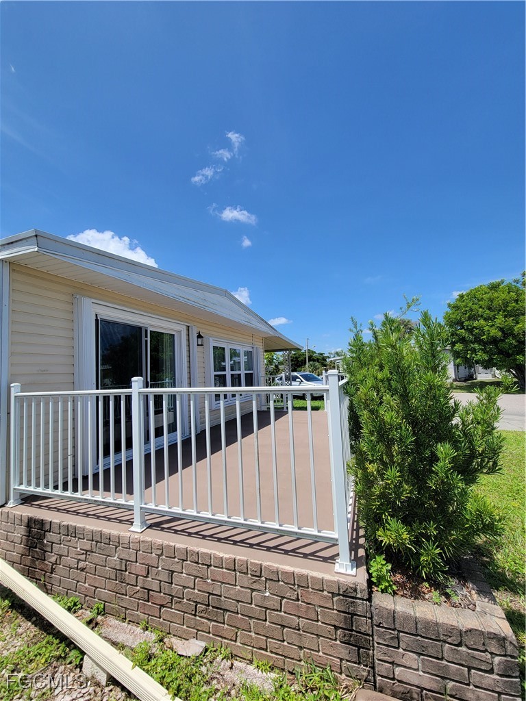 2 Bed ManufacturedHome for Sale in Old Bridge Village, FL — photo 12