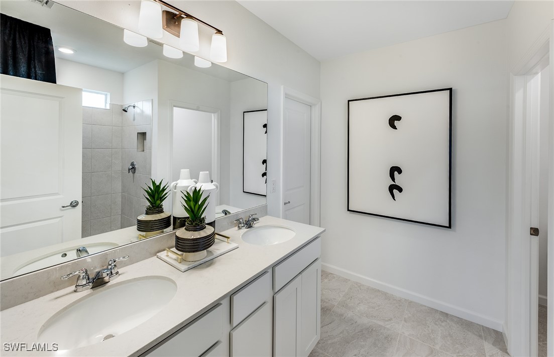 4 Bed SingleFamilyResidence for Sale in Caloosa Cove, FL — photo 12