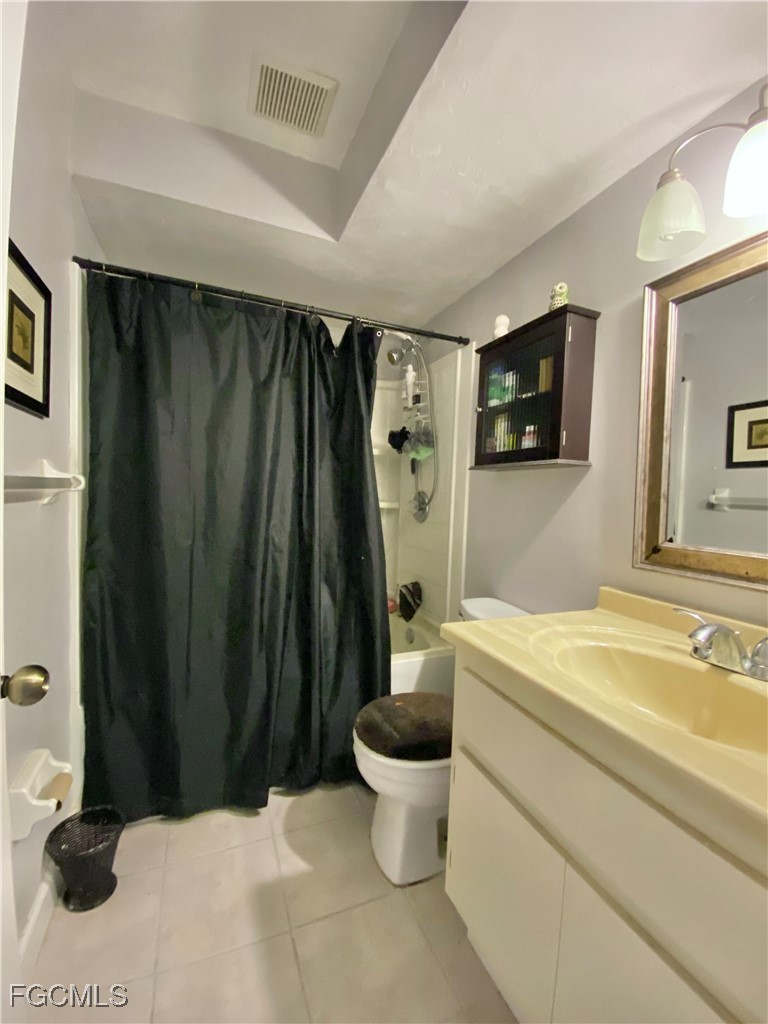 3 Bed SingleFamilyResidence for Sale in Lehigh Acres, FL — photo 12