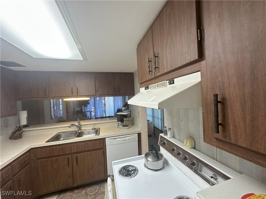 2 Bed Condominium for Sale in Marco Island, FL — photo 12
