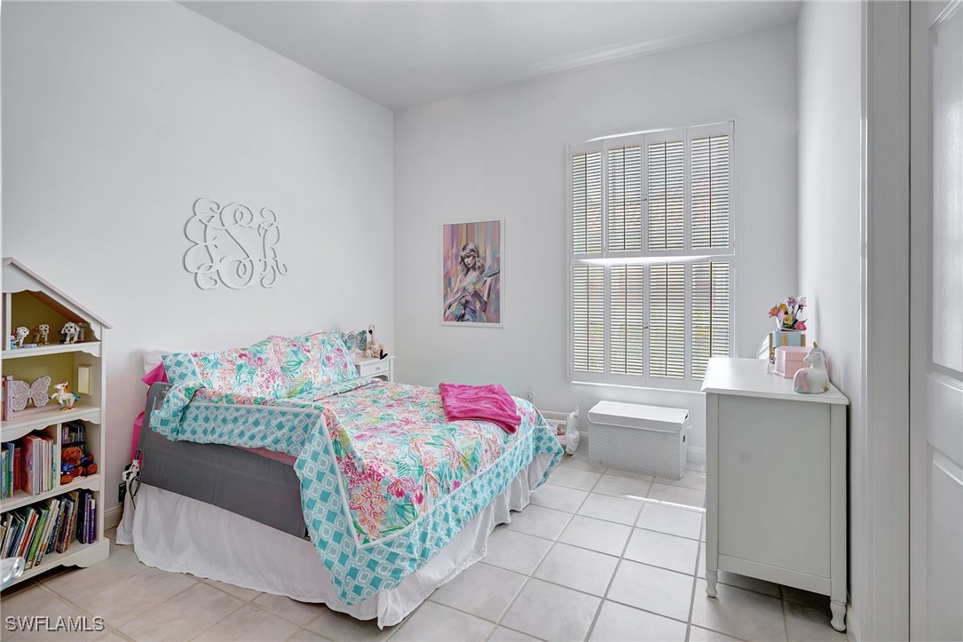 4 Bed Pool Home for Sale in Village Walk, photo 12