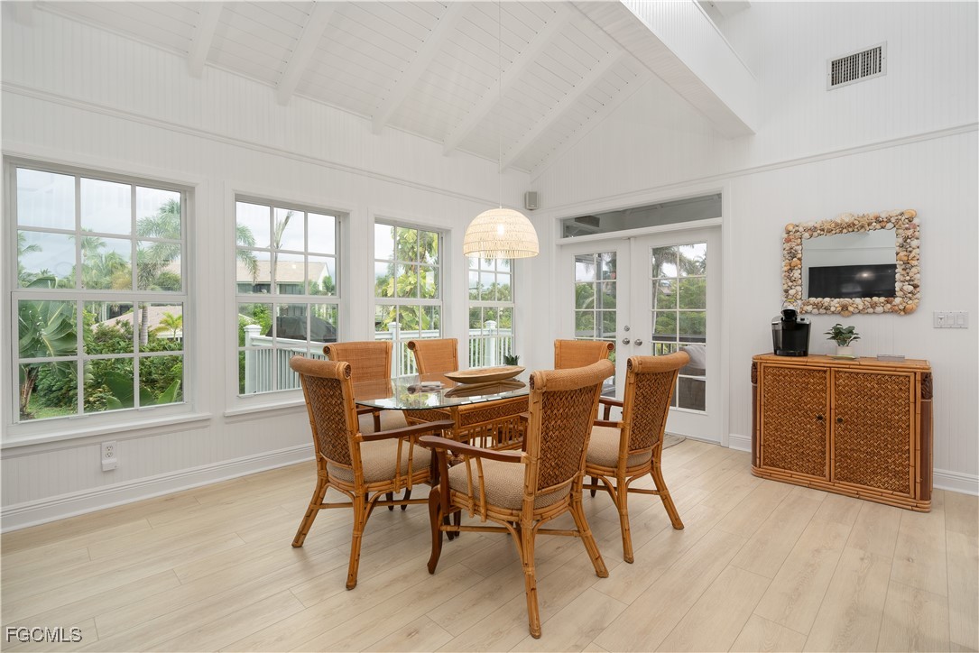 3 Bed Waterfront Home for Sale in Bokeelia, photo 12