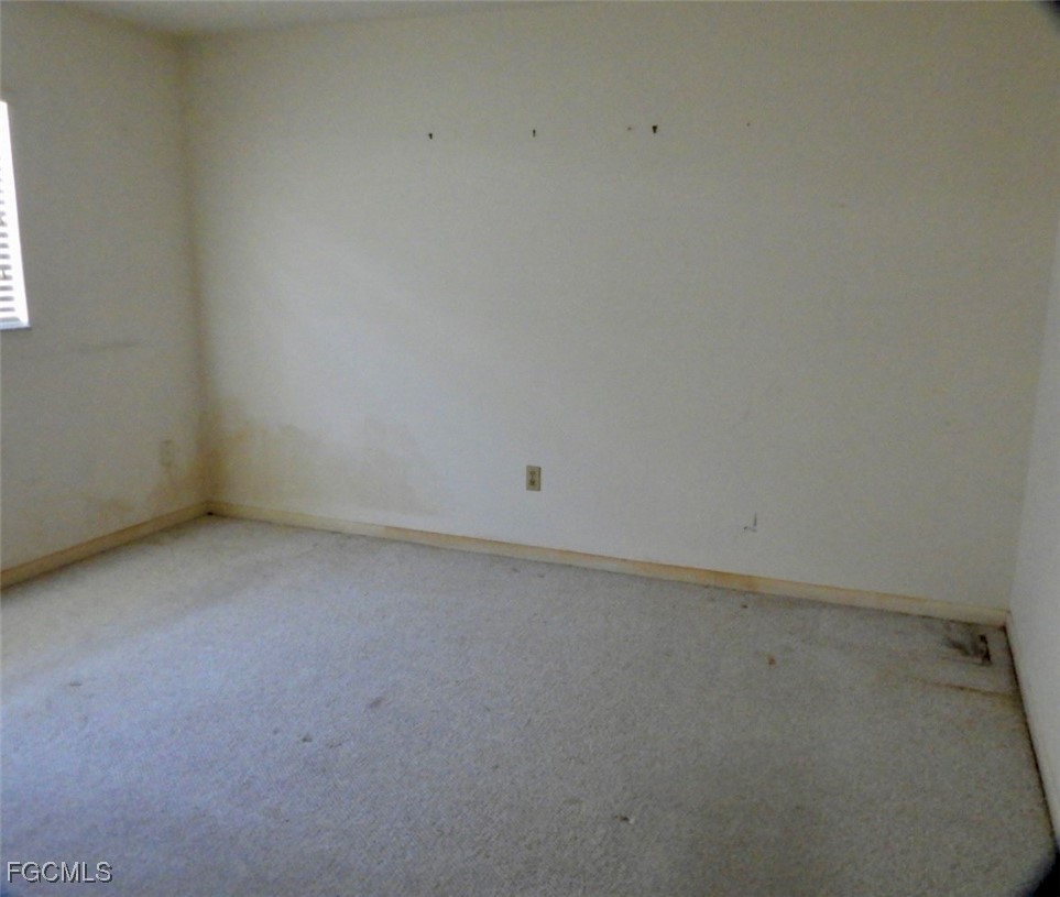 2 Bed Pool Home for Sale in Fort Myers, FL, $120,000 — photo 12