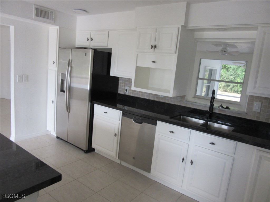 3 Bed SingleFamilyResidence for Sale in Cape Coral, FL — photo 12