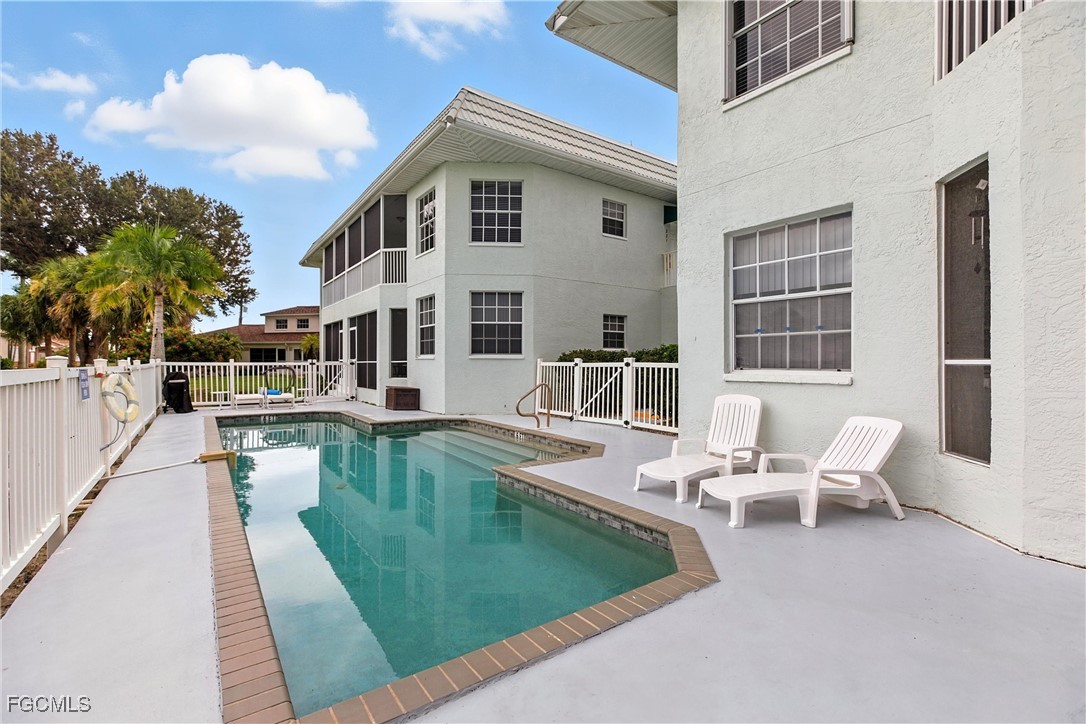 2 Bed Condominium for Sale in Punta Gorda, FL, $220,000 — photo 12