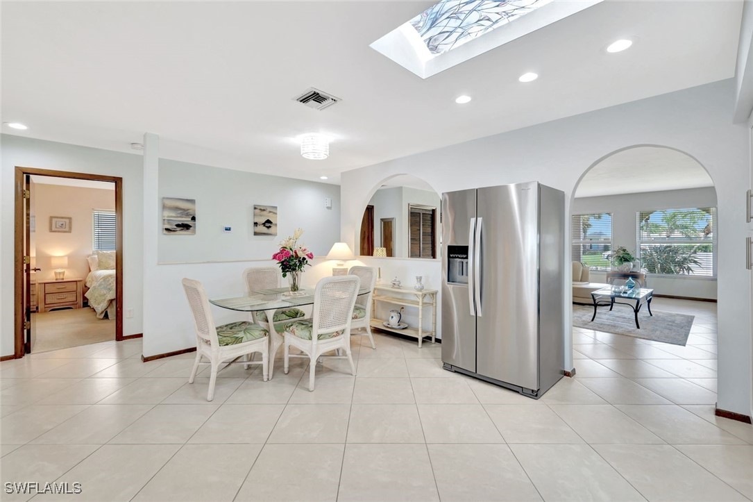 3 Bed SingleFamilyResidence for Sale in Naples, photo 12