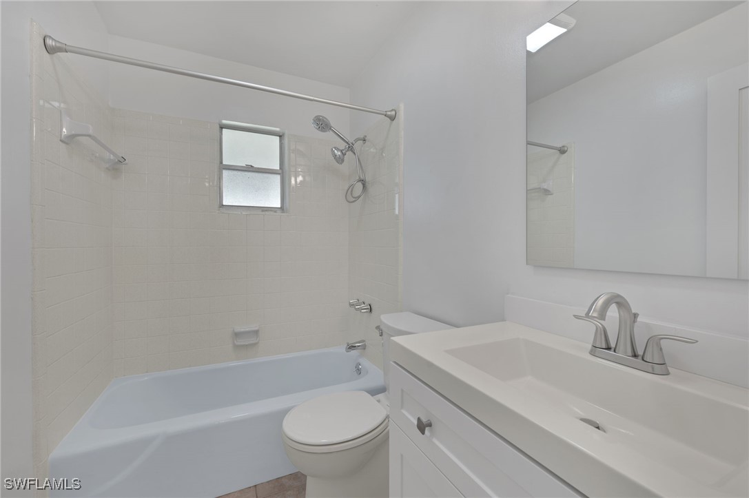 2 Bed Attached for Sale in Cocohatchee Villas, FL, $240,000 — photo 12