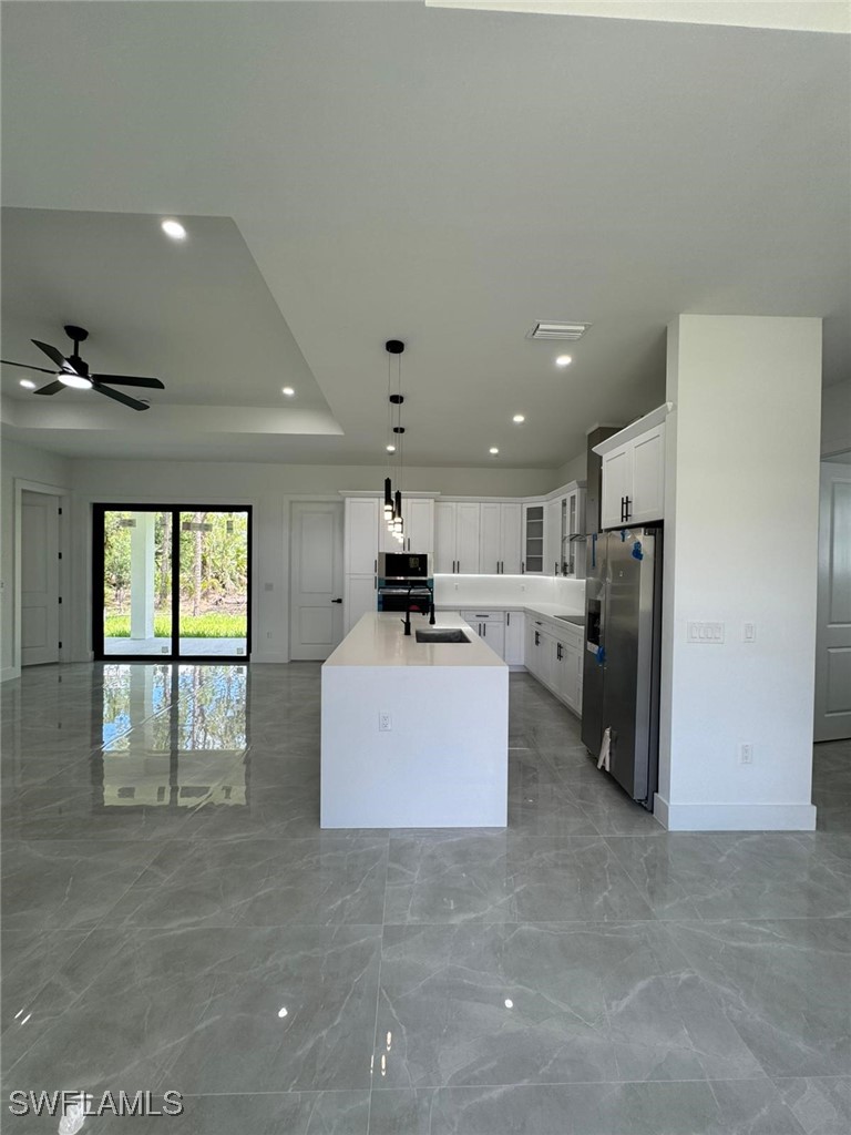 4 Bed SingleFamilyResidence for Sale in Lehigh Acres, photo 12