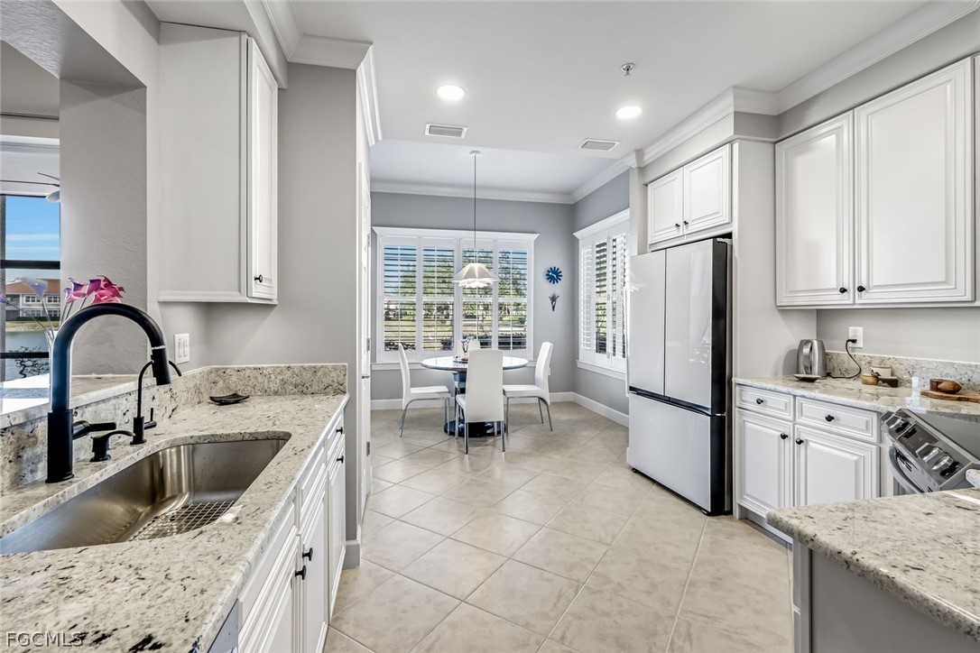 3 Bed Waterfront Home for Sale in Somerset, FL, $465,000 — photo 12