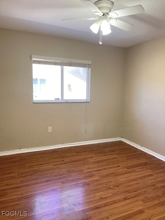 5 Bed Pool Home for Sale in Oakwood, photo 12