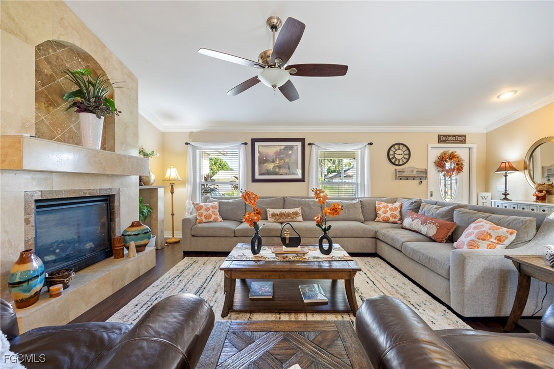 3 Bed Pool Home for Sale in Cape Coral, photo 12