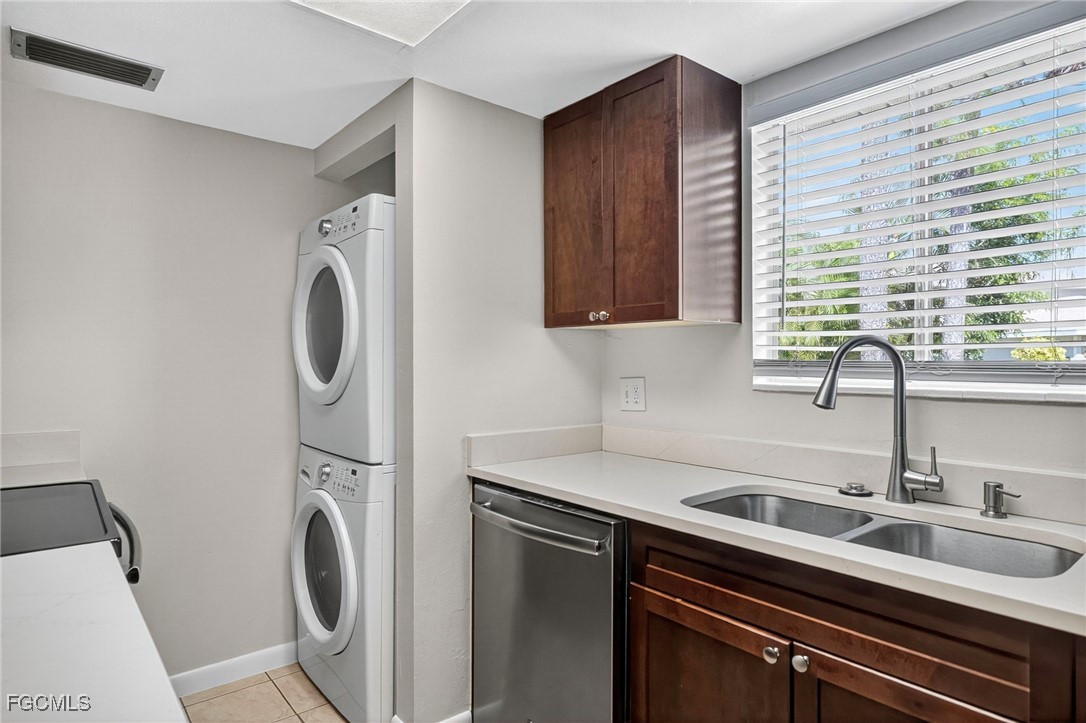 2 Bed Condominium for Sale in Provincetown, FL, $150,000 — photo 12
